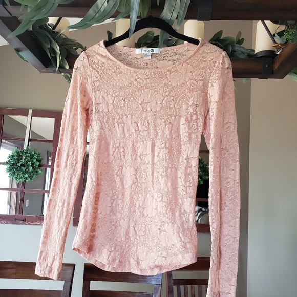 Dusty Pink Floral Lace Top - Picture 1 of 4